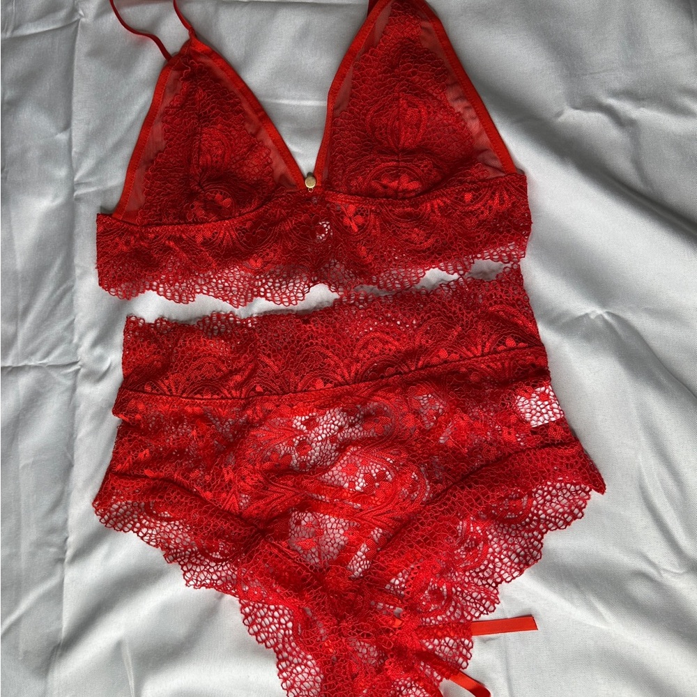 Elegant Red Lace Lingerie Set